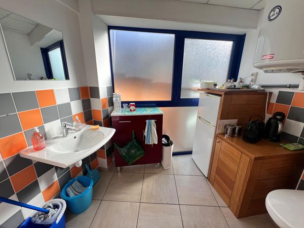 Bureaux 4 pièces 83.085 m2
