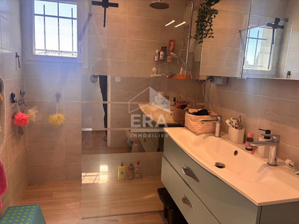 Villa plain-pied 108,5 m² - 4 chambres - Terrain 706 m² - DPE A