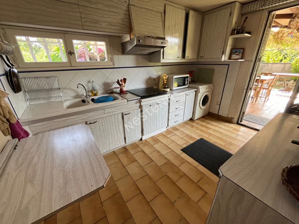 A VENDRE LAROQUE D'OLMES grande Maison familiale avec atelier