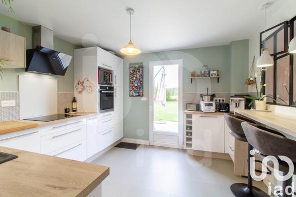 Maison à vendre 7 pièces 145 m² Chevincourt