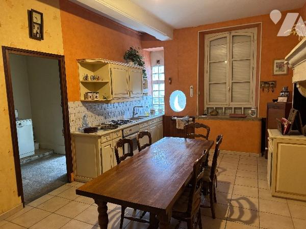 LES RICEYS - Maison de caractère d'une surface de 255m² habitable.