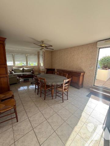 SAINT BARTHELEMY D ANJOU BOURG APPARTEMENT T3