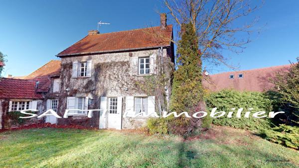 Maison ancienne de 160m2 + grange 40m2 + jardin 950m2 / RENOVATION TOTALE