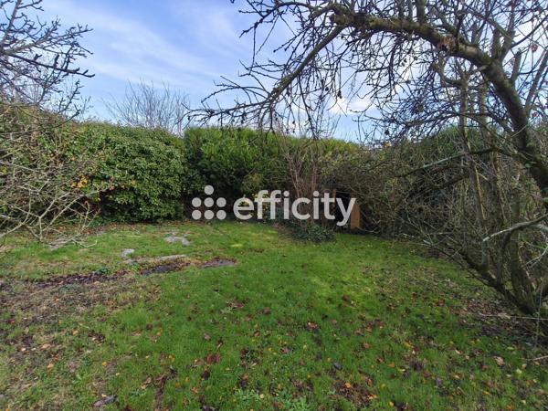 Maison
         7 pièces
        - 186 m² 270 990 € *