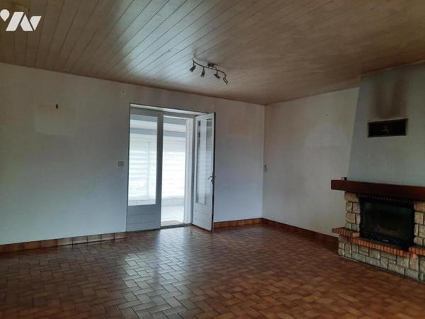 CHALLANS - En campagne corps de ferme isolé