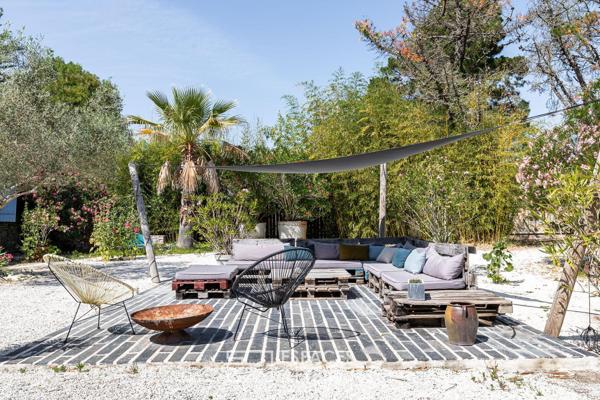 Propriété d’exception au coeur d’un parc arboré, entre authenticité et art de vivre