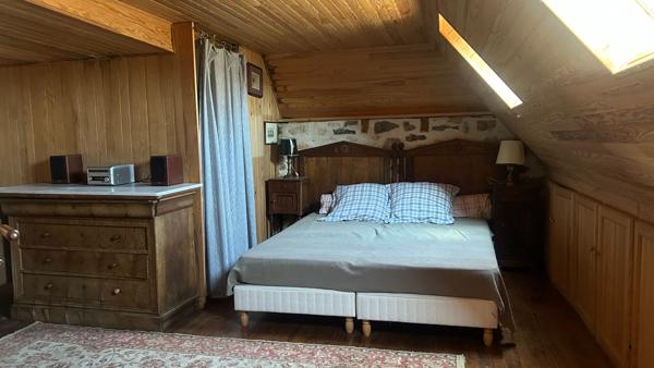 Manoir du XIVe siècle : Authenticité, Air pur et Golf entre l'Aubrac et les Monts du Cantal Laguiole