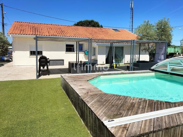 Maison rénovée Piscine Garage Terrain 655 m²