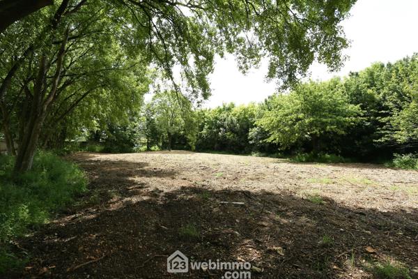 Terrain à bâtir 726 m² à Bourgneuf 17220