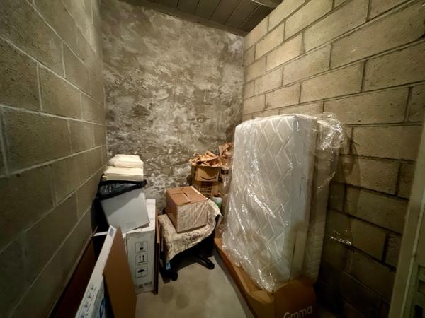 LAVAL - Secteur Gare - Appartement T2 en duplex avec cave et Parking