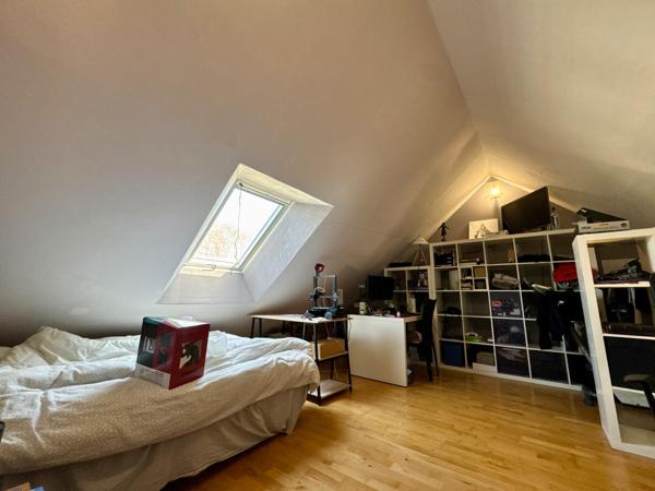 LAVAL - Secteur Gare - Appartement T2 en duplex avec cave et Parking