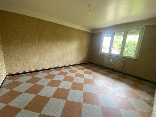 31170 Tournefeuille Vente maison 223 m 2 habitable - 11 Pièces - 390 000 € F.A.I (**) / Réference: M1515