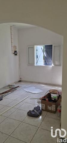 Maison traditionnelle 5 pièces de 118 m² à Saint-Benoît (97470)