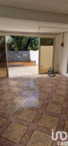 Maison traditionnelle 5 pièces de 118 m² à Saint-Benoît (97470)