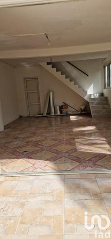 Maison traditionnelle 5 pièces de 118 m² à Saint-Benoît (97470)