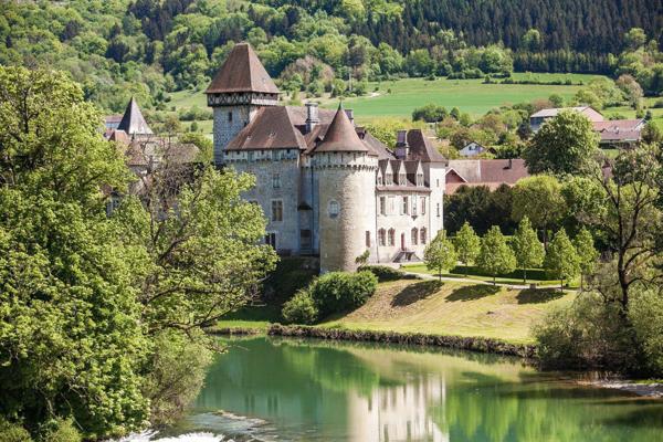 Terrain de 2215m2 viabilisé sur la commune de Cléron