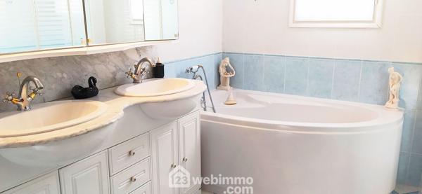 Villas 130 m² à Arles 13200