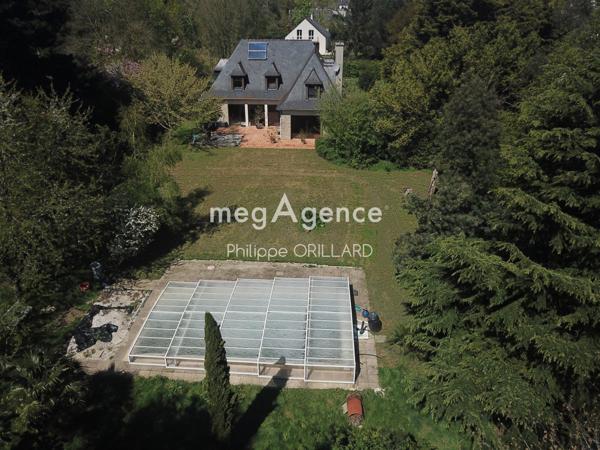 Maison à POUANCE, 49420 - 8 pièces 208m²