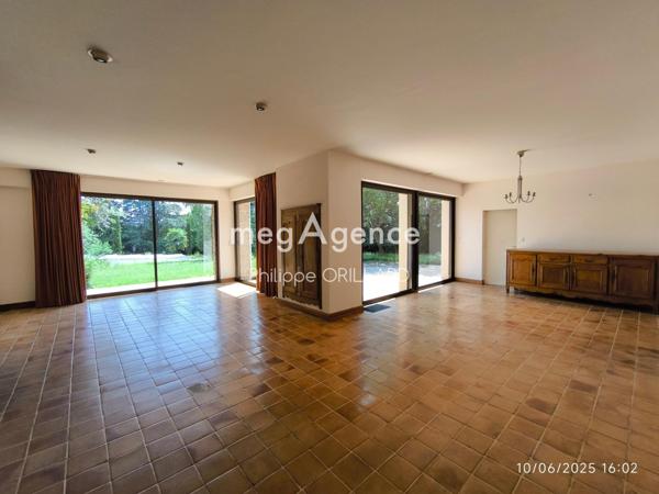 Maison à POUANCE, 49420 - 8 pièces 208m²
