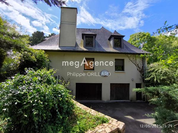 Maison à POUANCE, 49420 - 8 pièces 208m²