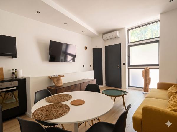 APPARTEMENT TYPE 2 /CARRÉ D'OR