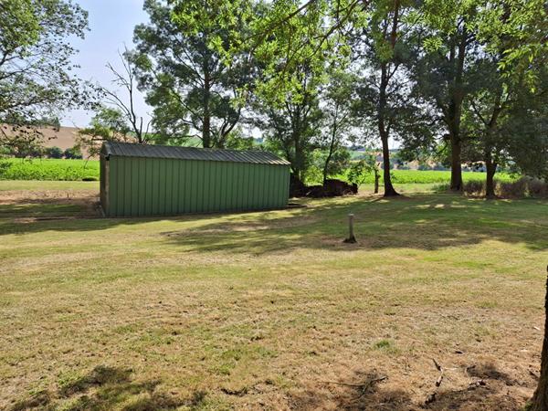 Maison avec presque un hectare de terrain