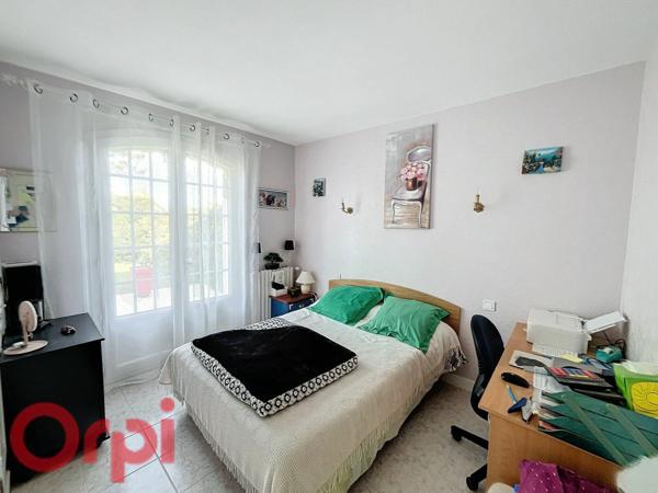 Maison à vendre    4 pièces •  La Vernelle