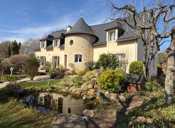 Maison à MALESTROIT, 56140 - 12 pièces 329m²