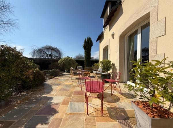 Maison à MALESTROIT, 56140 - 12 pièces 329m²