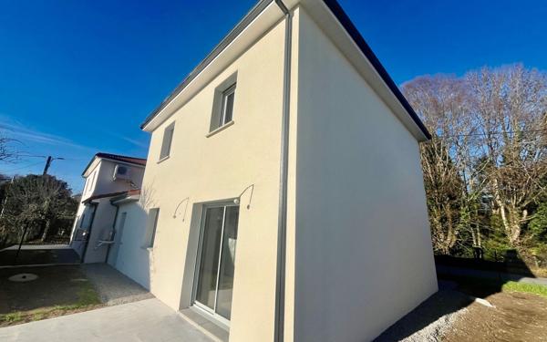 Maison à vendre    4 pièces •  Couzeix