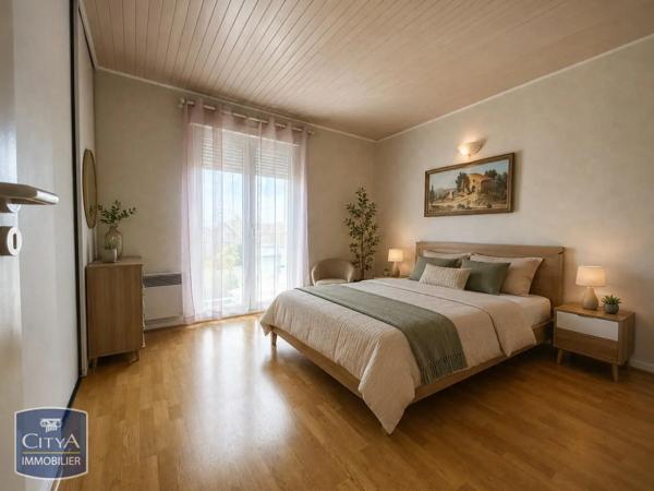 Appartement à vendre 14 pièces 93m² Saintes (17100)