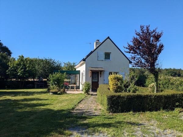 44410 HERBIGNAC - Maison A VENDRE - 2 chambres ( possibilité de 3)  - véranda - Garage- terrain 1290 m2