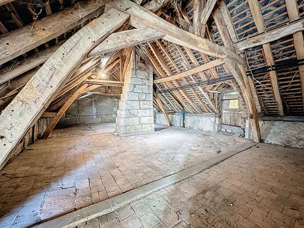 Maison Longue Jumelles de plain pied avec garage et jardin 112 m2