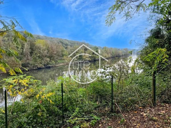 COURS DE PILE : Charmante maison 5 pièces de 151m² avec piscine et accès à la Dordogne