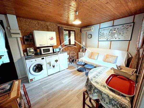 COURS DE PILE : Charmante maison 5 pièces de 151m² avec piscine et accès à la Dordogne