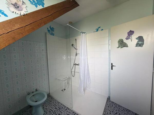 Vente                                                      Maison
                        
                     5 pièces                      117 m2                     à La Chartre-sur-le-Loir