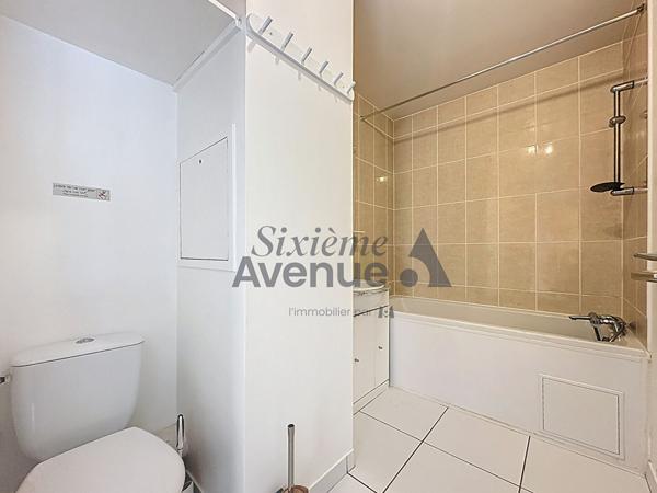 Local commercial 2 pièces 51 m2