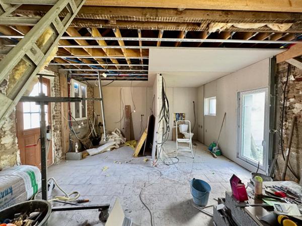 Maison à terminer de rénover ,58m2 au sol à Corbie