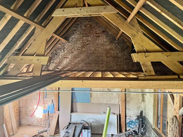 Maison à terminer de rénover ,58m2 au sol à Corbie