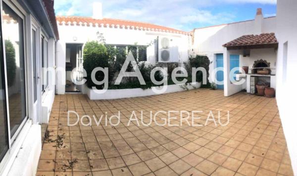 Maison à L' ILE-D'YEU, 85350 - 6 pièces 140m²