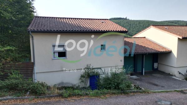 Maison 3 chambres en bon état avec garage et terrain. Détails des diagnostics énergétiques