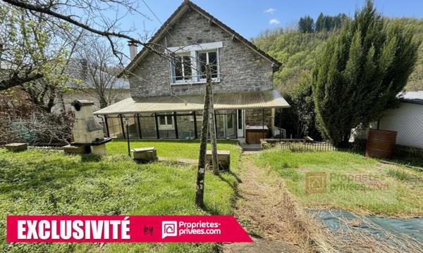 Maison Familiale d'environ 110m² avec véranda et terrain de 789 m²-Saint-Hilaire-Peyroux