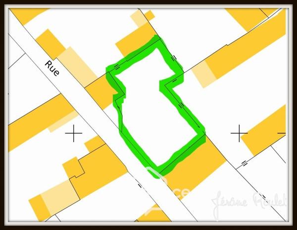 Terrain constructible à vendre de 621 m² Champigny-En-Rochereau (86) Hors lotissement