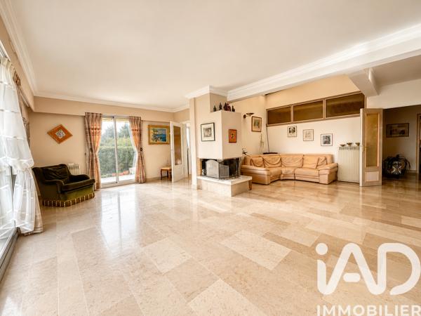 Maison à vendre 6 pièces 205 m² Corbeil-Essonnes