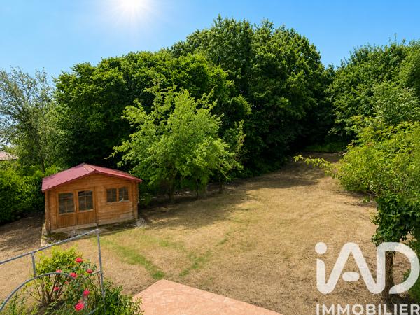 Maison à vendre 5 pièces 81 m² Voisins-le-Bretonneux