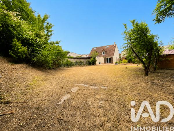 Maison à vendre 5 pièces 81 m² Voisins-le-Bretonneux