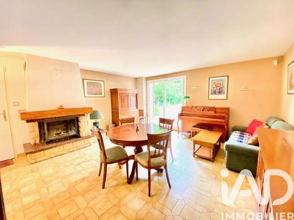 Maison à vendre 5 pièces 81 m² Voisins-le-Bretonneux