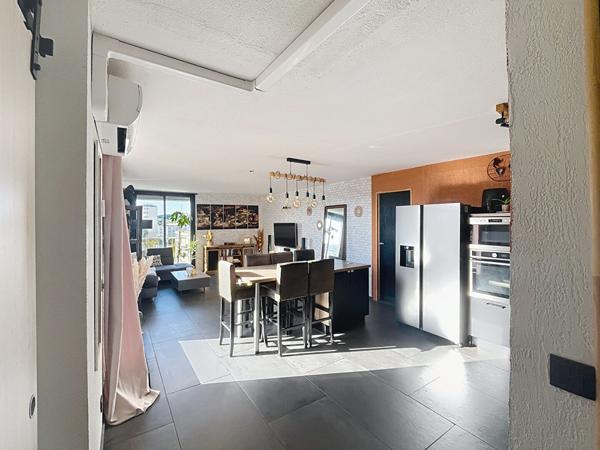 Appartement La Seyne Sur Mer de 3 pièces de 82 m²