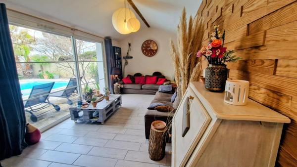 MAISON PLAIN PIED, 3 CHAMBRES, PISCINE, GARAGE