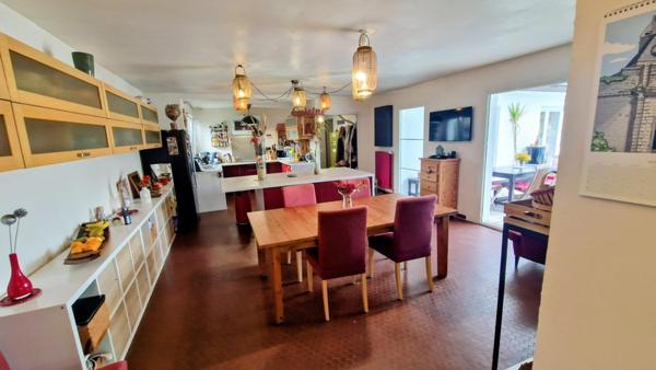 MAISON PLAIN PIED, 3 CHAMBRES, PISCINE, GARAGE